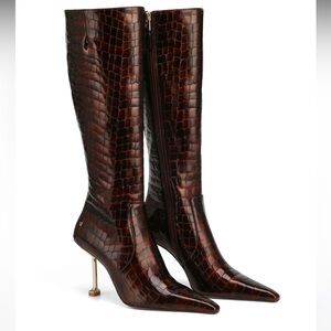 venture croc burnt naked wolfe
This boots are size 38 (EU) 8 (US)